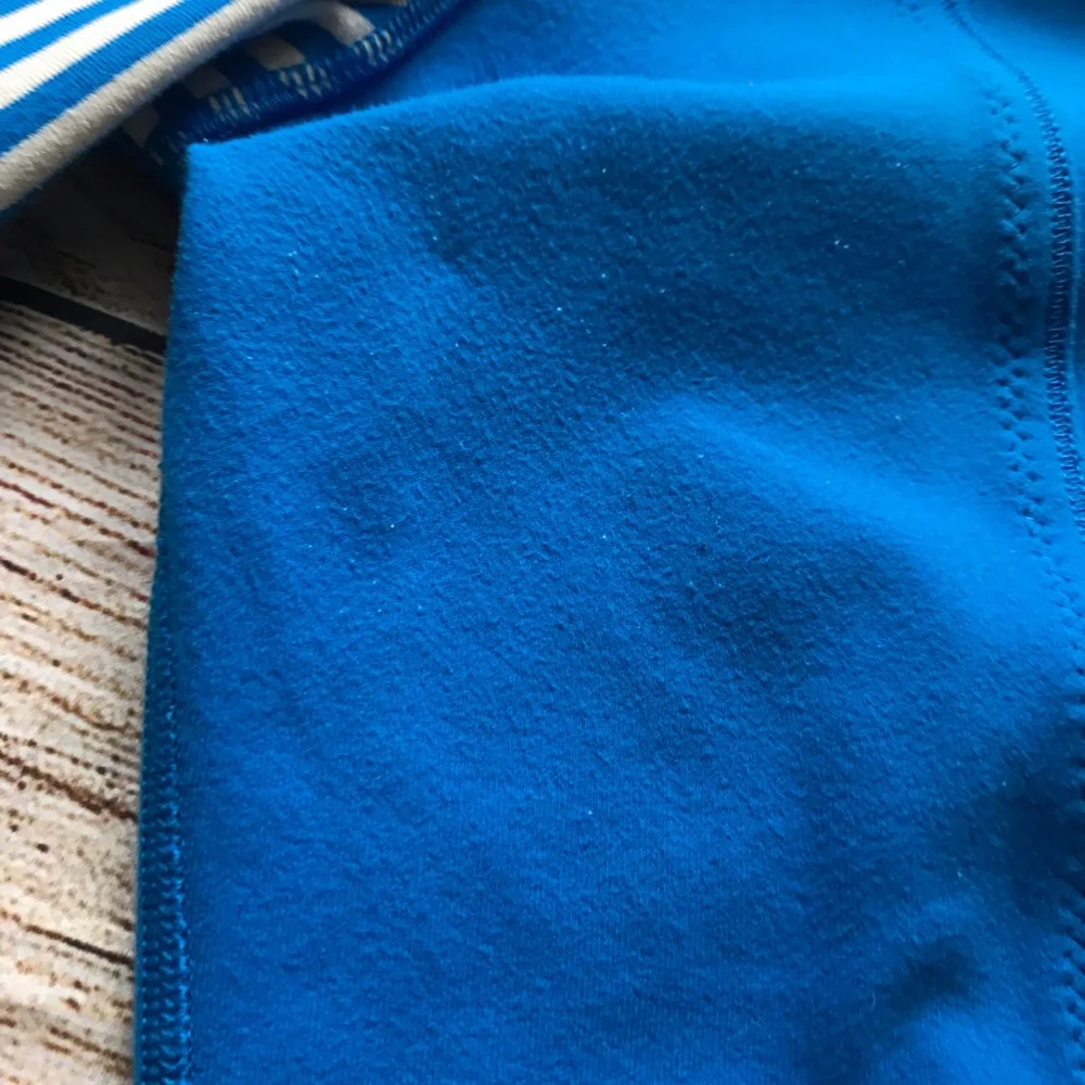 Lululemon blue stripped jacket - Picture 6 of 7